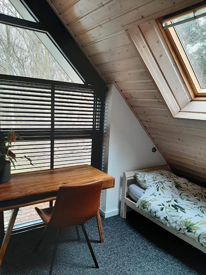 Vakantiehuis Met Hottub En Barrelsauna オンメン エクステリア 写真